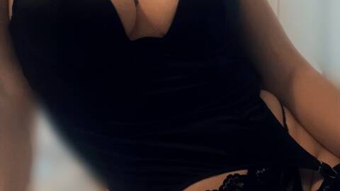 Dalila_Gold